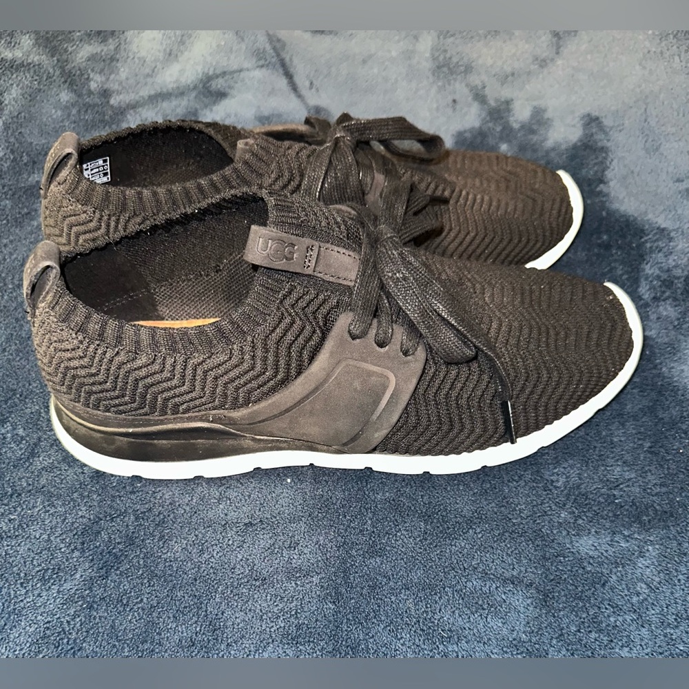 UGG Willows Tread Light Black Knit Slip-On Sneakers